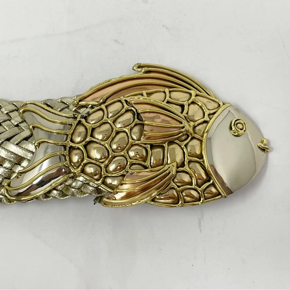OOAK Vintage Women’s Gold Tone Brass Fish Buckle Woven Leather Belt Adjustable - Picture 3 of 8